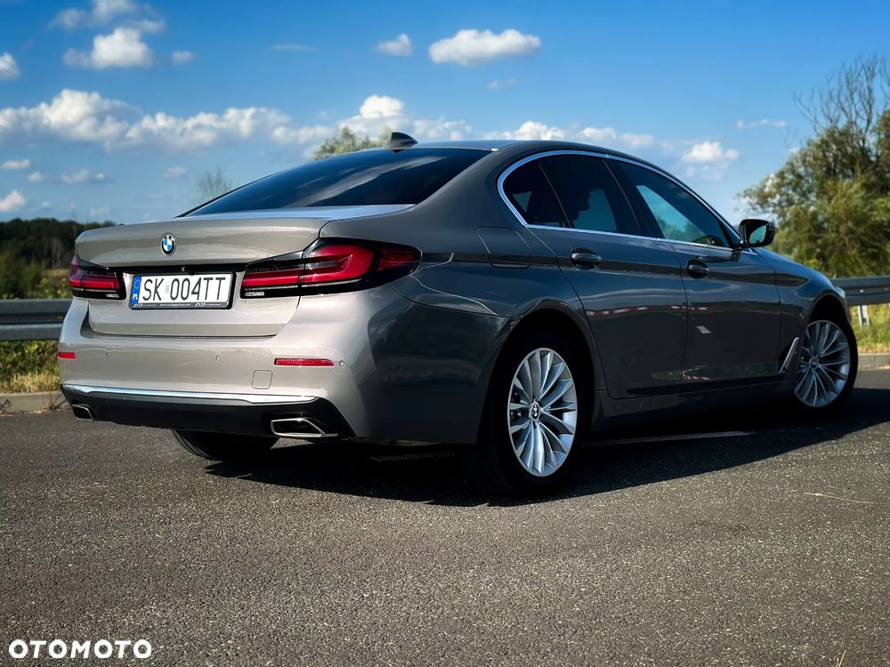 BMW Seria 5 530i xDrive mHEV Luxury Line - 24