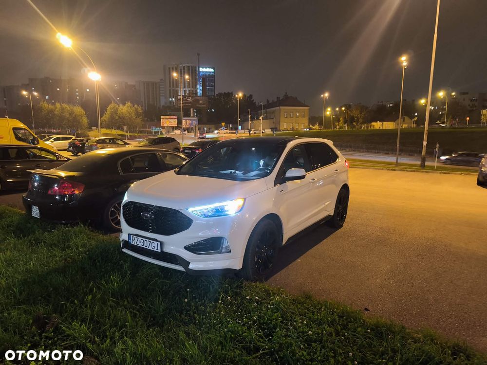 Ford Edge - 3