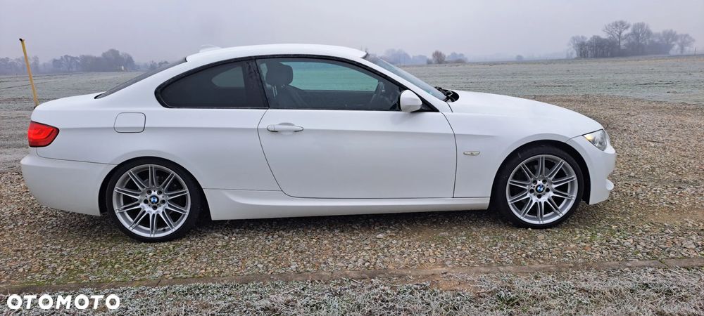 BMW Seria 3 320d M Sport Edition - 7