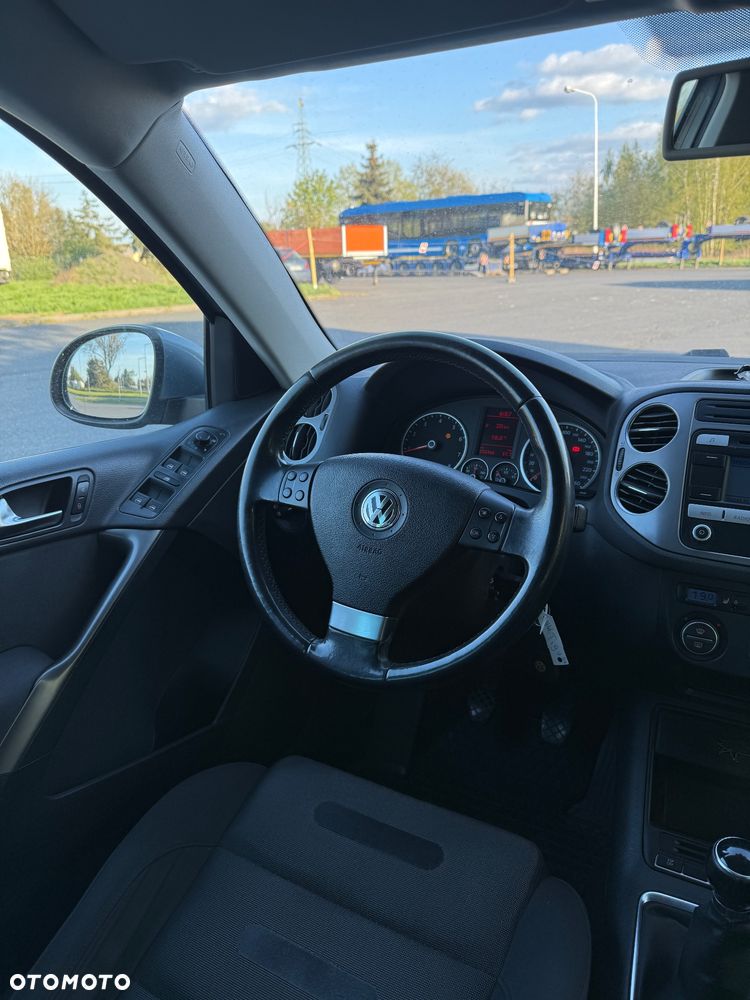 Volkswagen Tiguan 2.0 TSI 4Motion Track & Field - 15