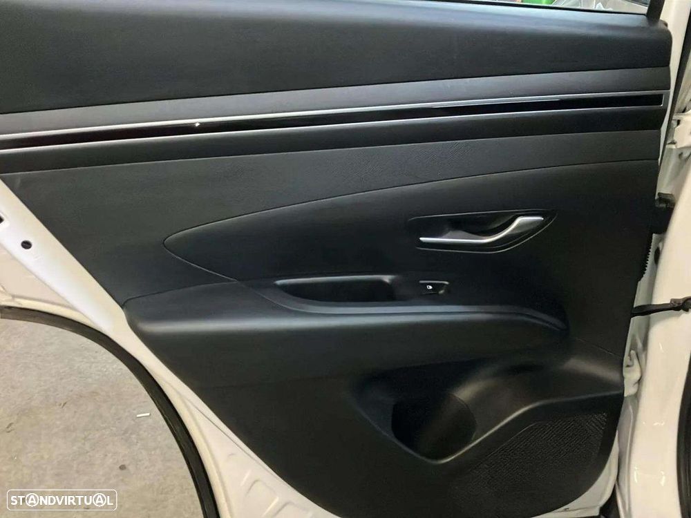 Hyundai Tucson 1.6 CRDi Business - 21