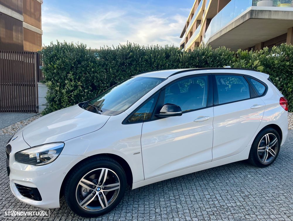 BMW 218 Active Tourer i Sport Line - 3