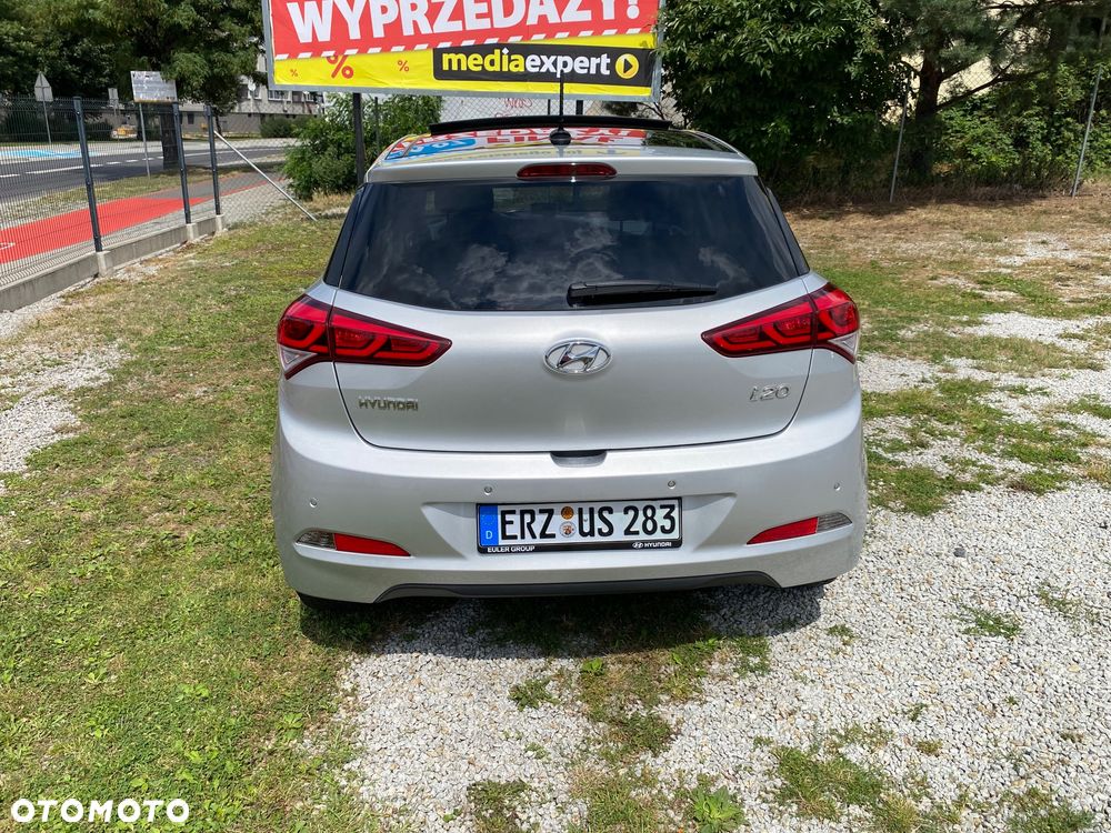 Hyundai i20 1.4 YES Gold - 8