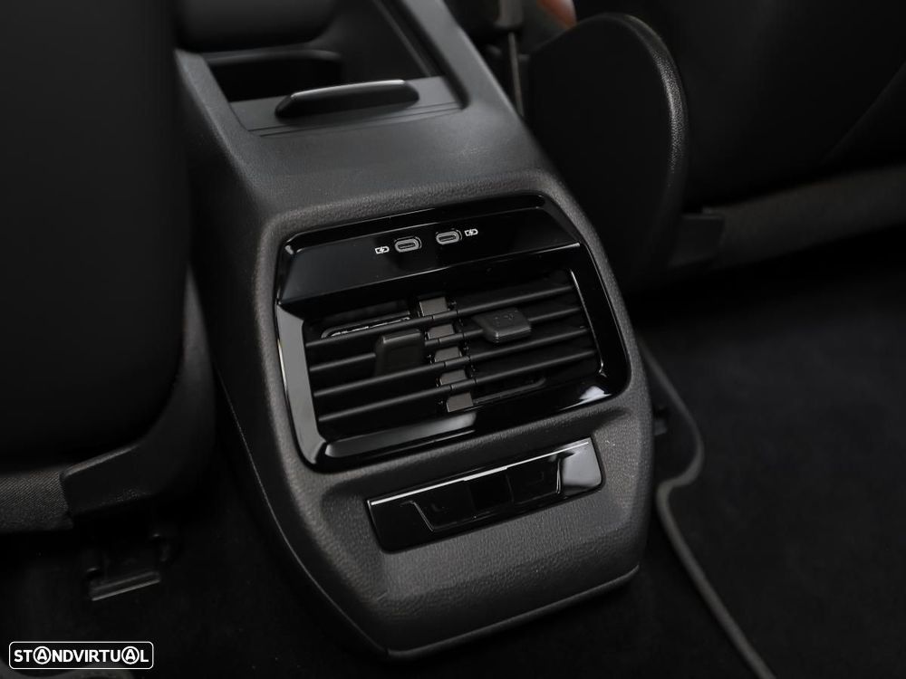 VW ID.4 77 kWh Pro Performance - 24