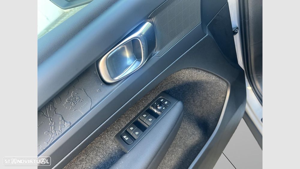 Volvo EX40 82 kWh Single Motor Extended Range Plus - 12