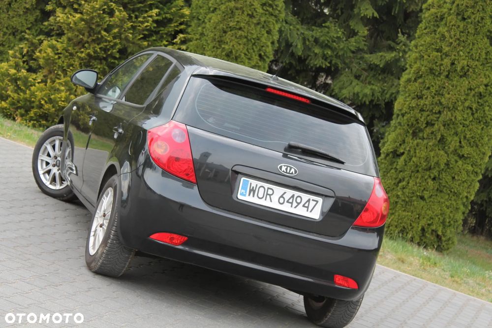Kia Ceed 2.0 Optimum - 12