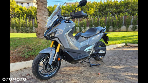 SYM ADX
