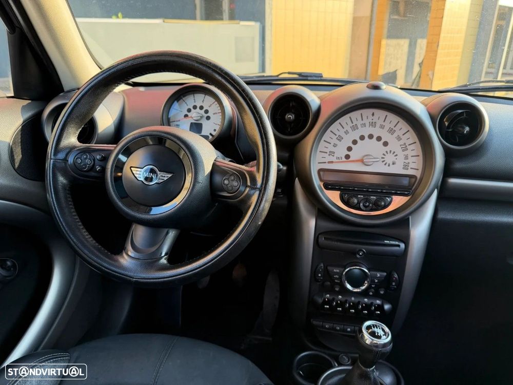 MINI Countryman Cooper D - 20