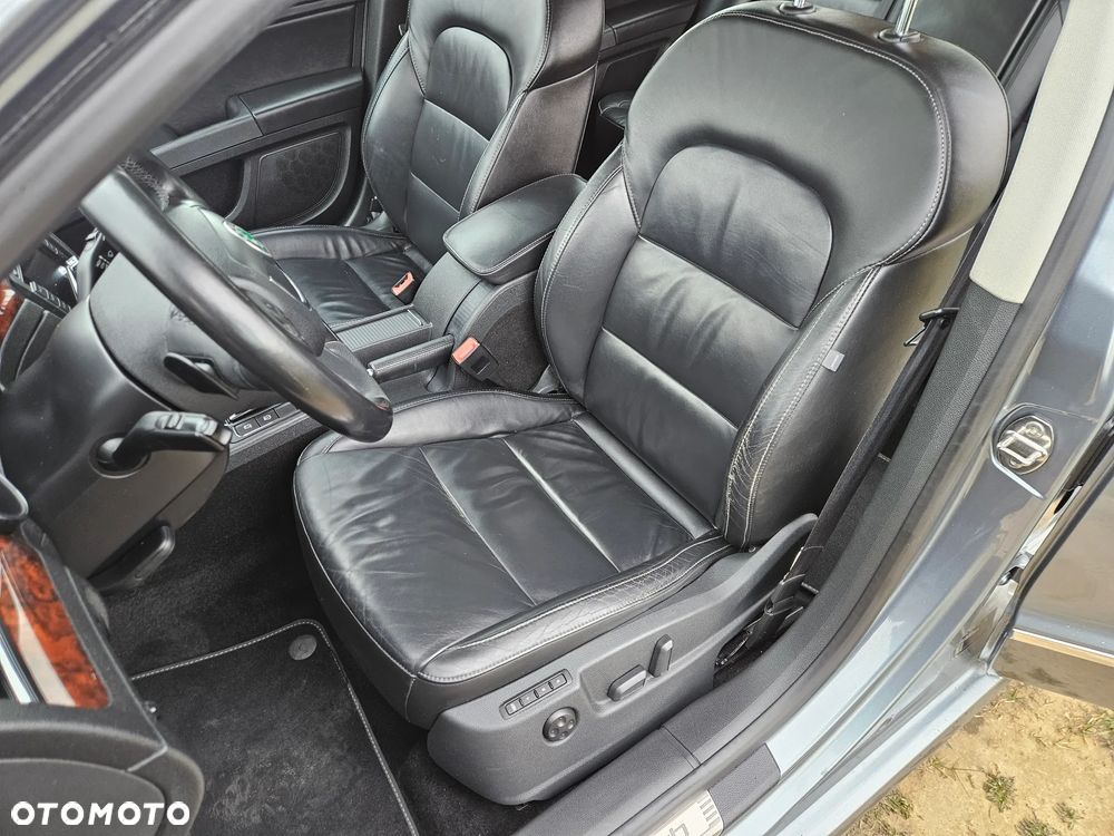Skoda Superb 2.0 TDI DSG Elegance - 22