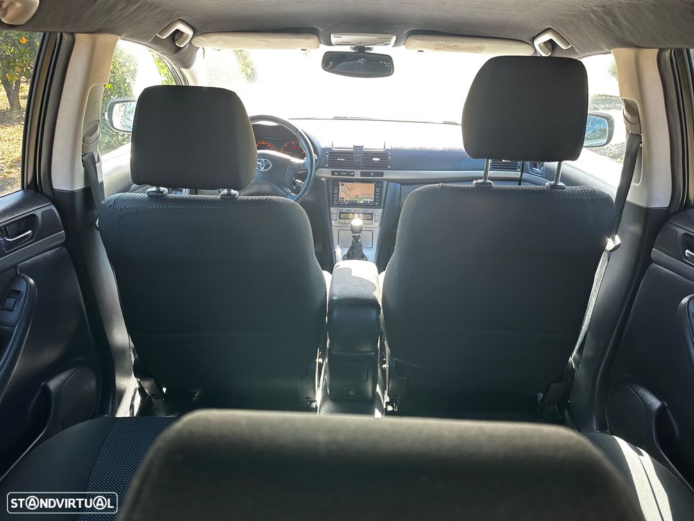 Toyota Avensis SW 2.0 D-4D Sp+EP+GPS - 23