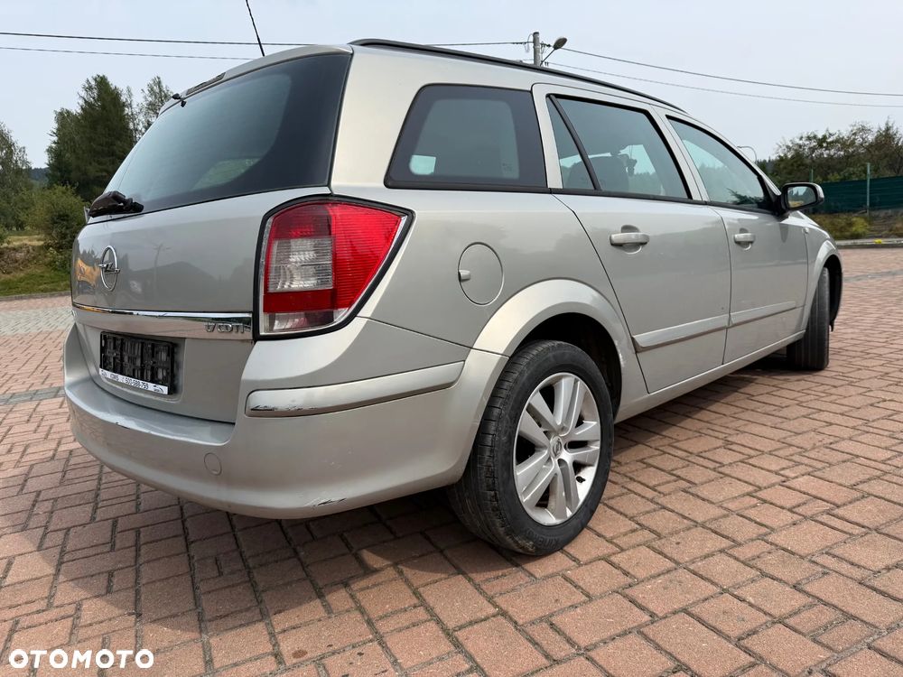 Opel Astra III 1.7 CDTI Cosmo - 5