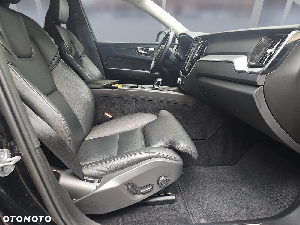 Volvo XC 60 - 12