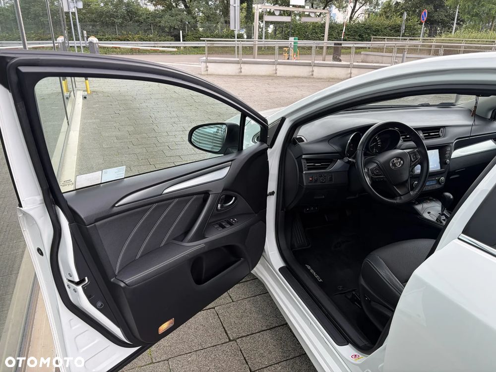 Toyota Avensis 1.8 Prestige MS - 27