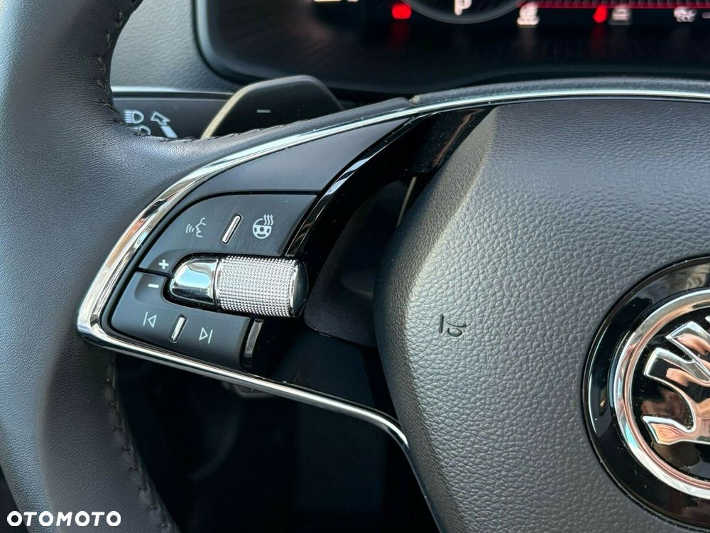 Skoda Karoq 1.5 TSI ACT 4x2 Style DSG - 10