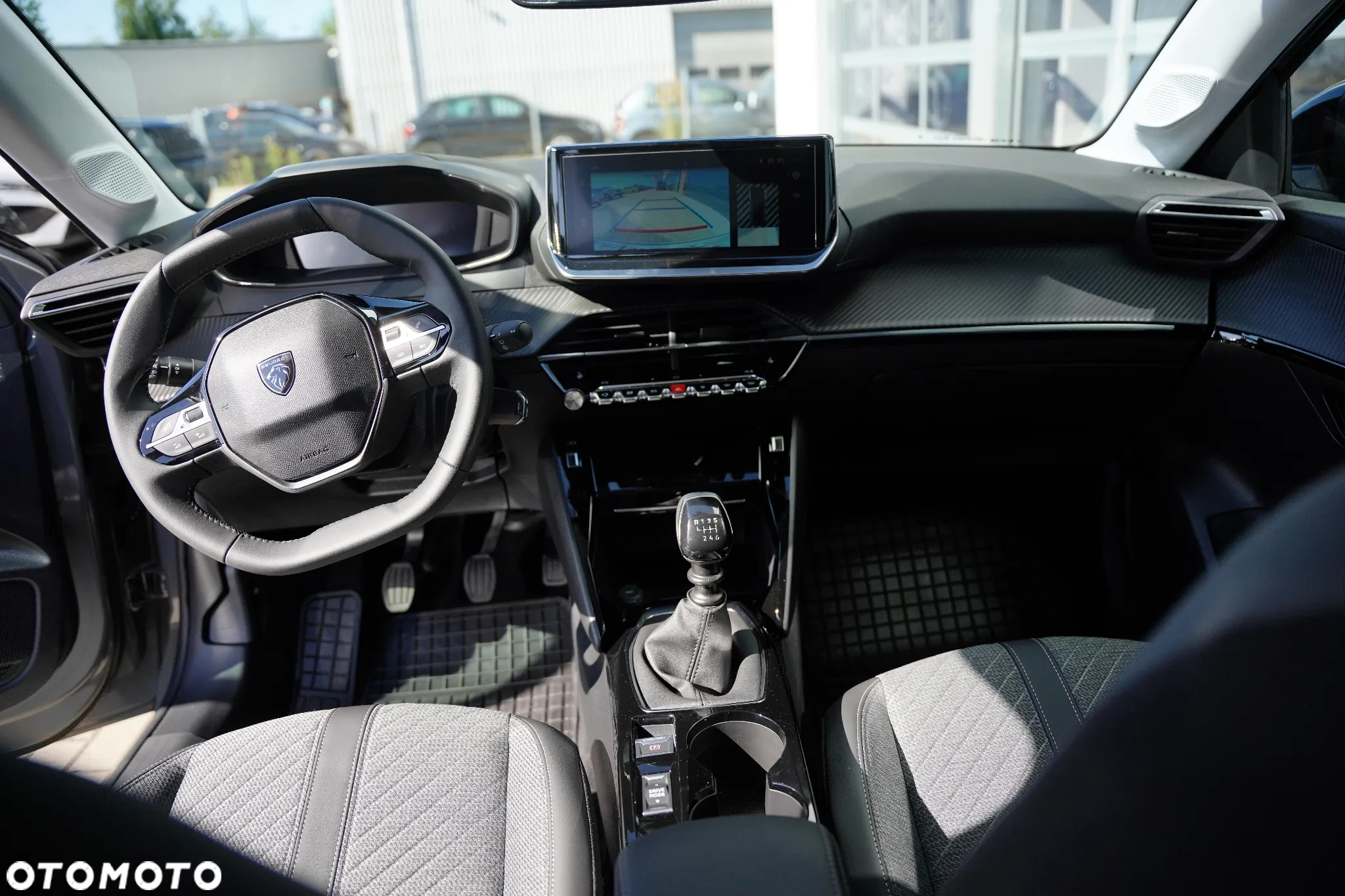 Peugeot 208 1.2 PureTech Allure S&S - 7
