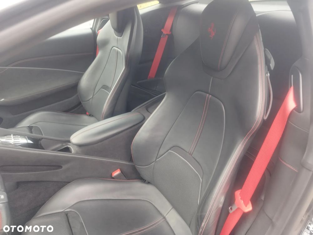 Ferrari Roma - 19