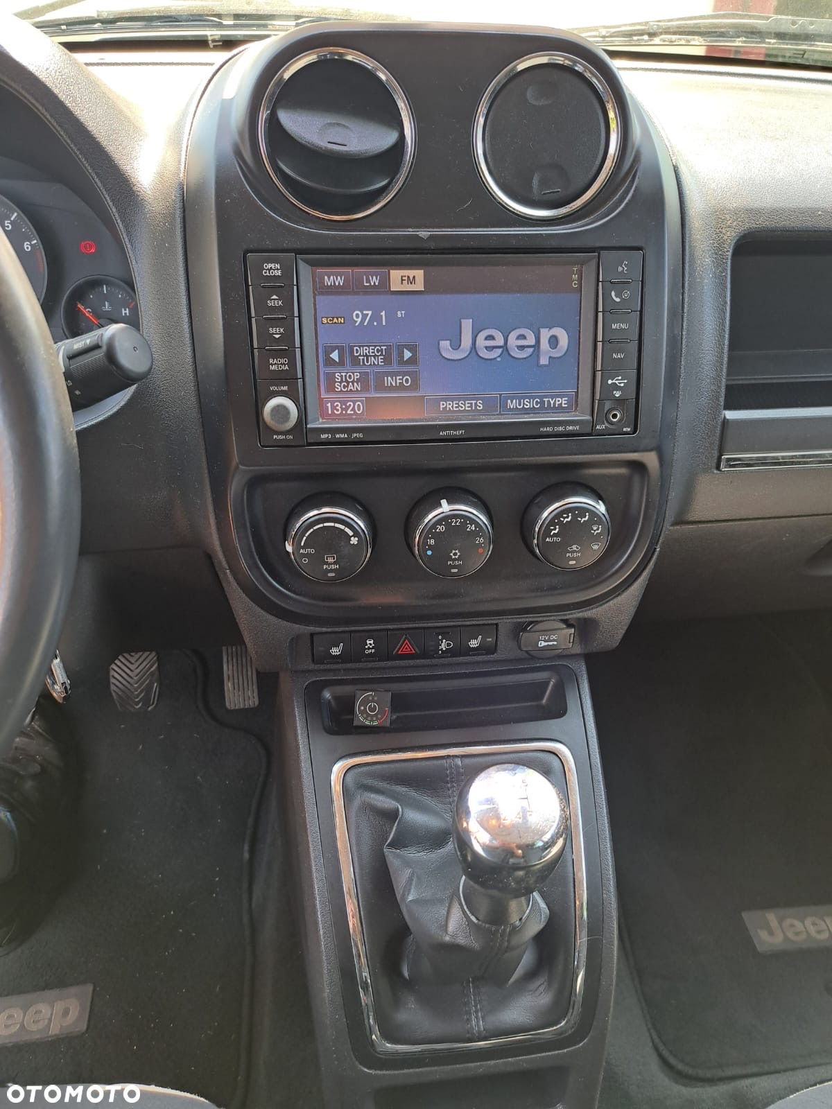 Jeep Compass 2.0 4x2 Limited - 10