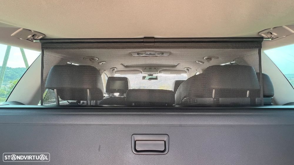 VW Passat Variant 2.0 TDI Sportline DSG - 17