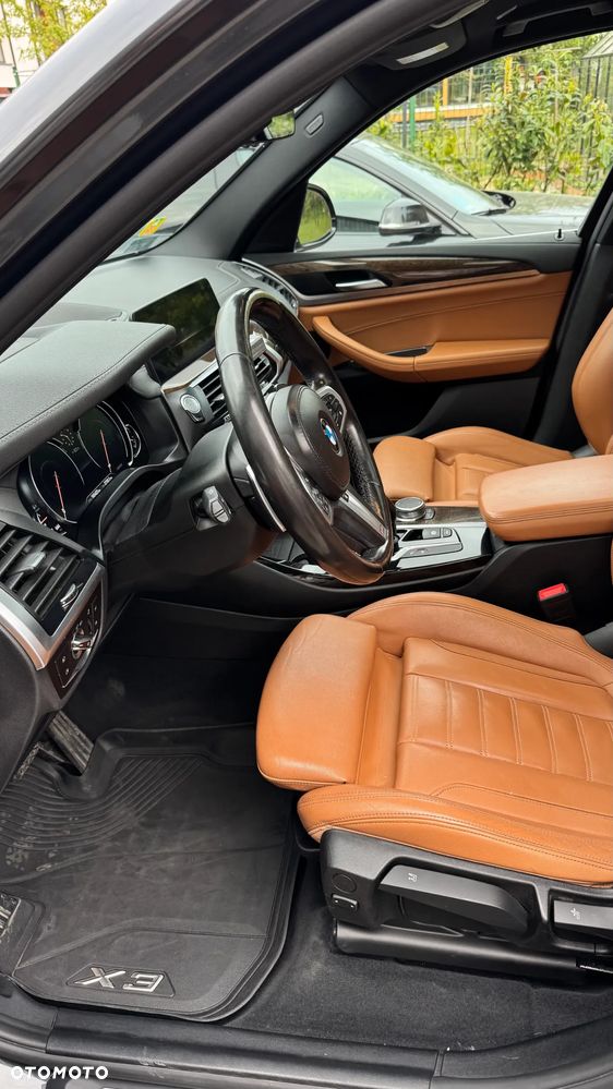 BMW X3 xDrive20d Luxury Line - 3