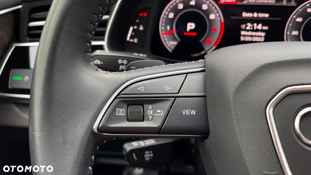 Audi Q8 - 8