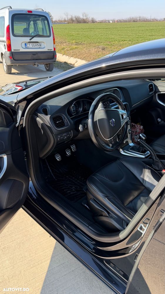 Volvo V40 D4 RDesign - 13