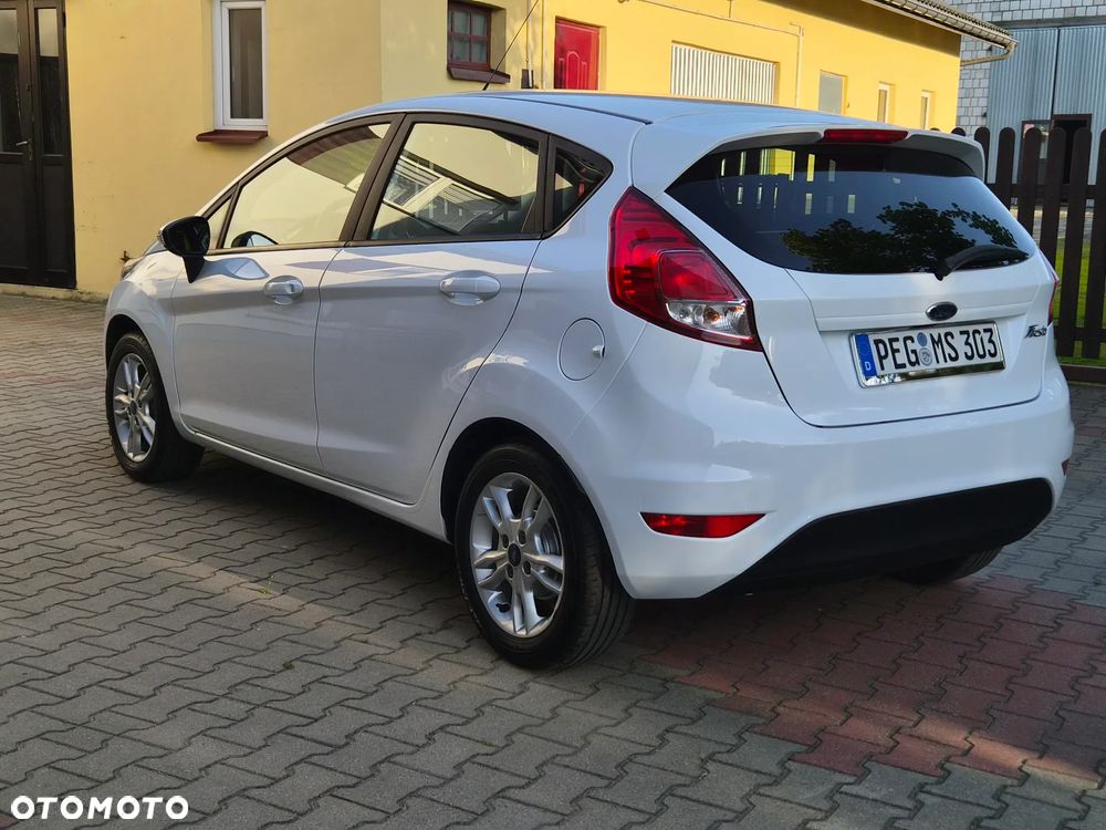 Ford Fiesta 1.25 Celebration - 4