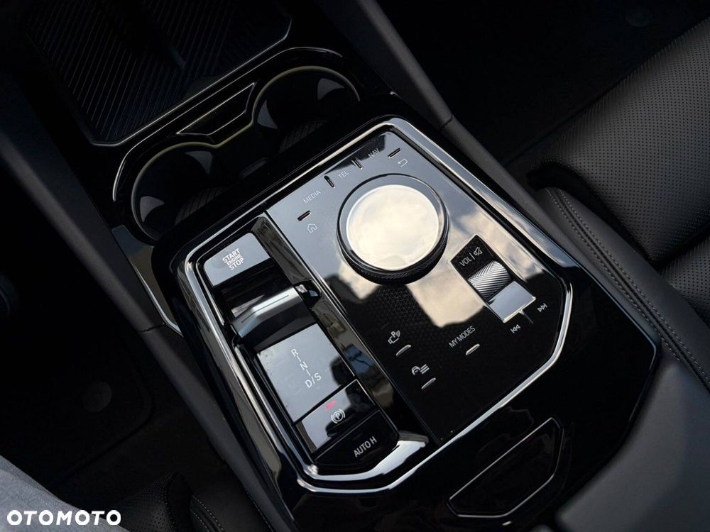 BMW Seria 5 520d xDrive mHEV M Sport - 26
