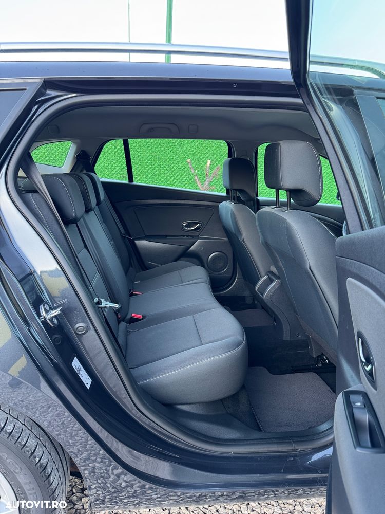 Renault Megane dCi 110 FAP Paris - 13