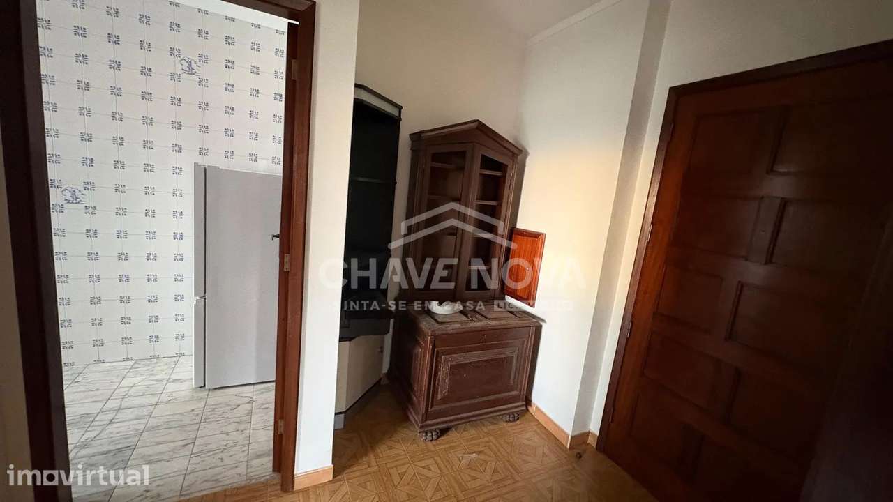 Apartamento T1 com Vista Mar e Excelente Exposição Solar - Grande imagem: 3/15