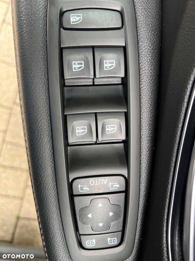 Renault Scenic 1.3 TCe Energy Intens EDC - 30