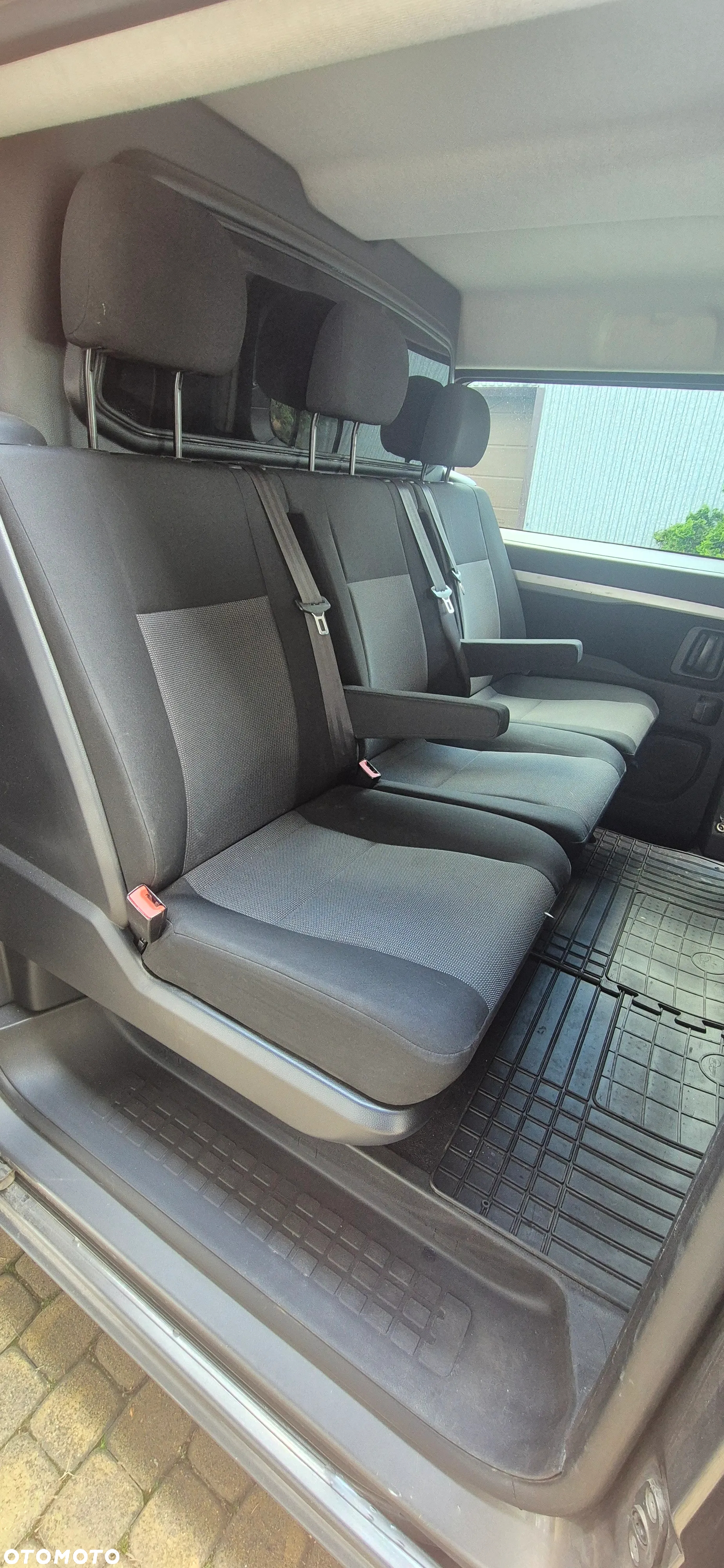 Opel Vivaro C - 11