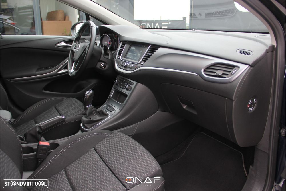 Opel Astra 1.0 Turbo Start/Stop 120 Anos - 21