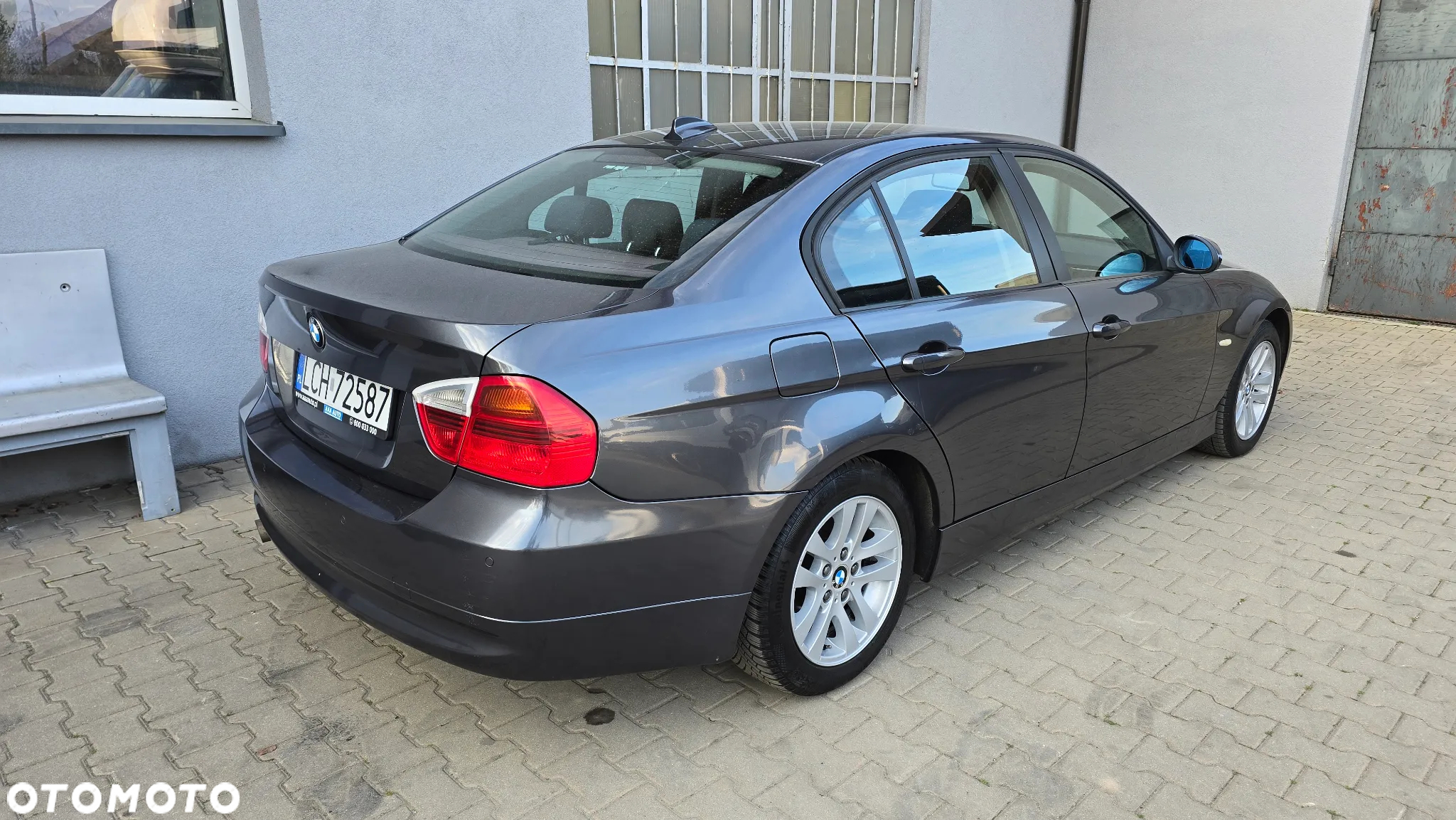 BMW Seria 3 318i - 3