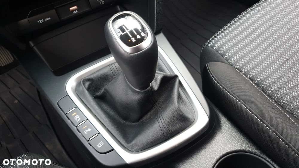 Kia Ceed 1.5 T-GDI M - 15