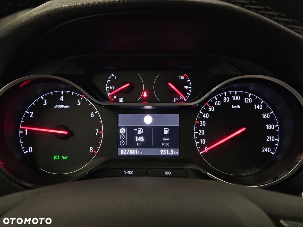 Opel Crossland X - 16