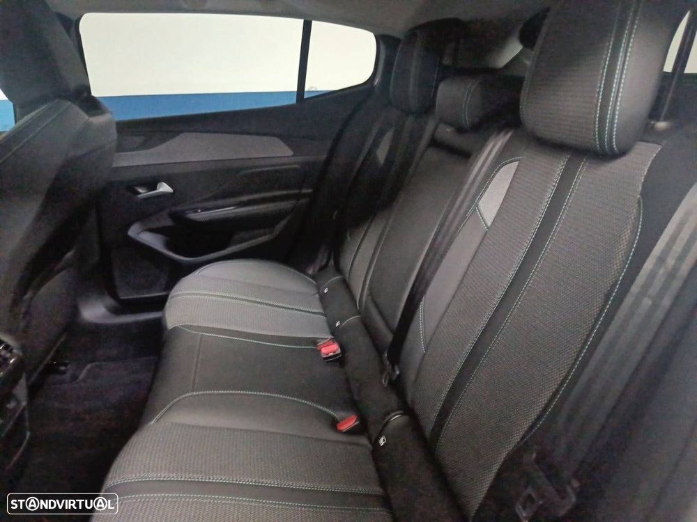 Peugeot 408 1.2 Hybrid Allure e-DCS6 - 10