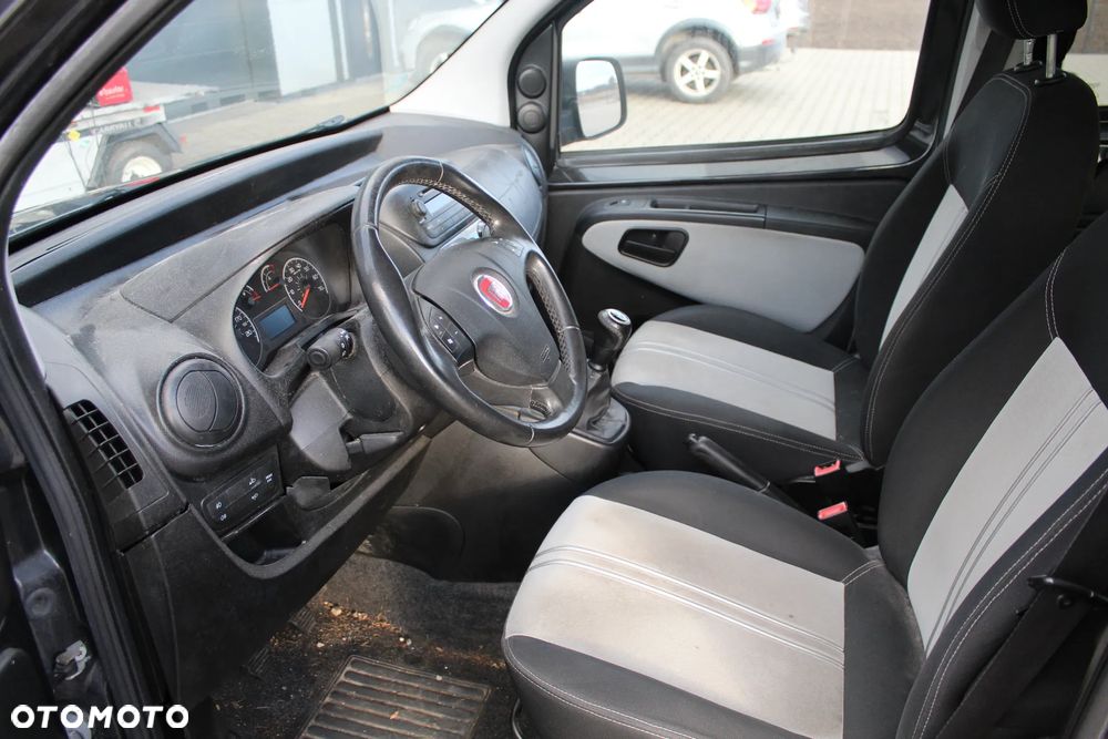 Fiat Qubo - 11