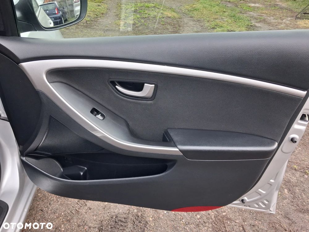 Hyundai i30 1.4 Trend - 29