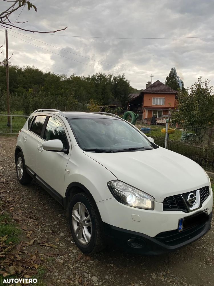 Nissan Qashqai - 1