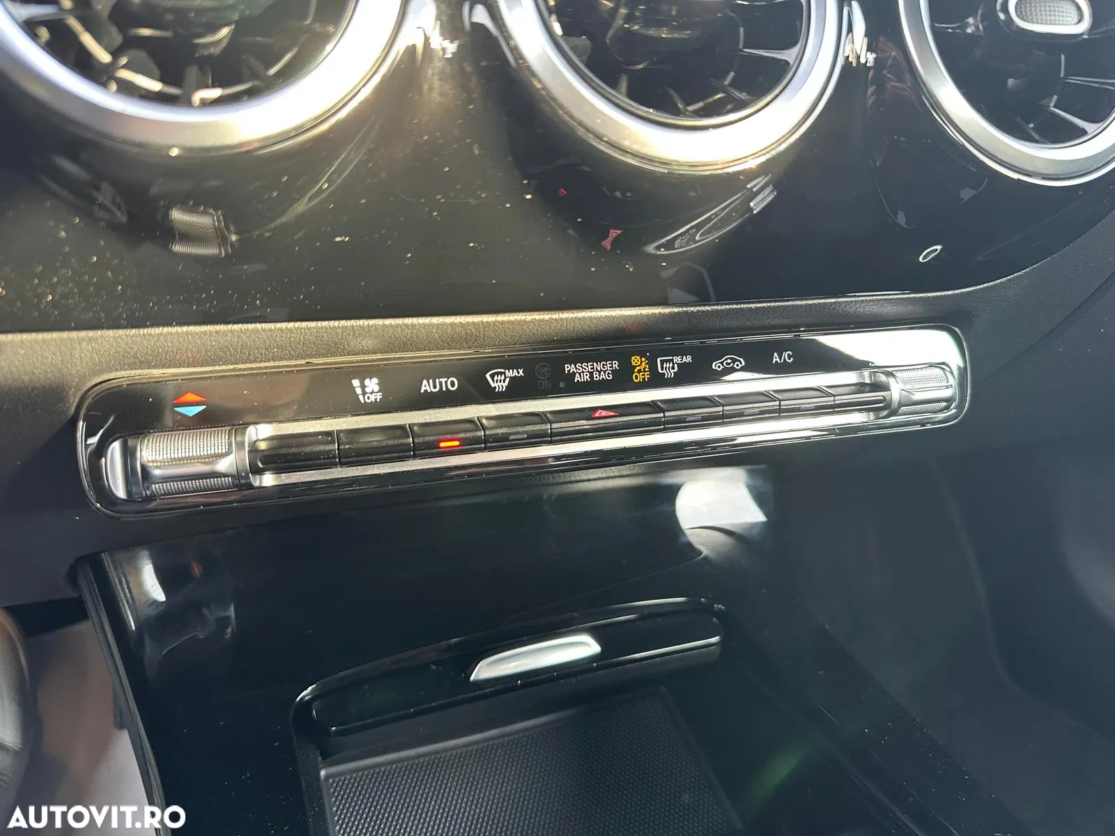 Mercedes-Benz CLA 180 d 7G-DCT - 26