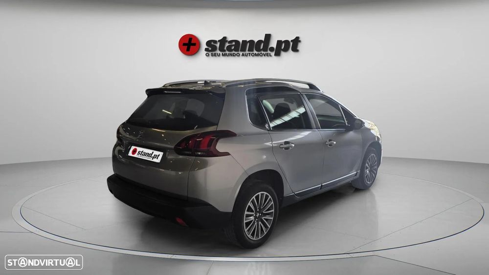 Peugeot 2008 BlueHDi 100 Allure - 6