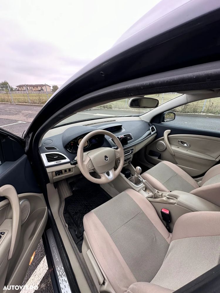 Renault Megane Sedan 1.9dCi Privilege - 8