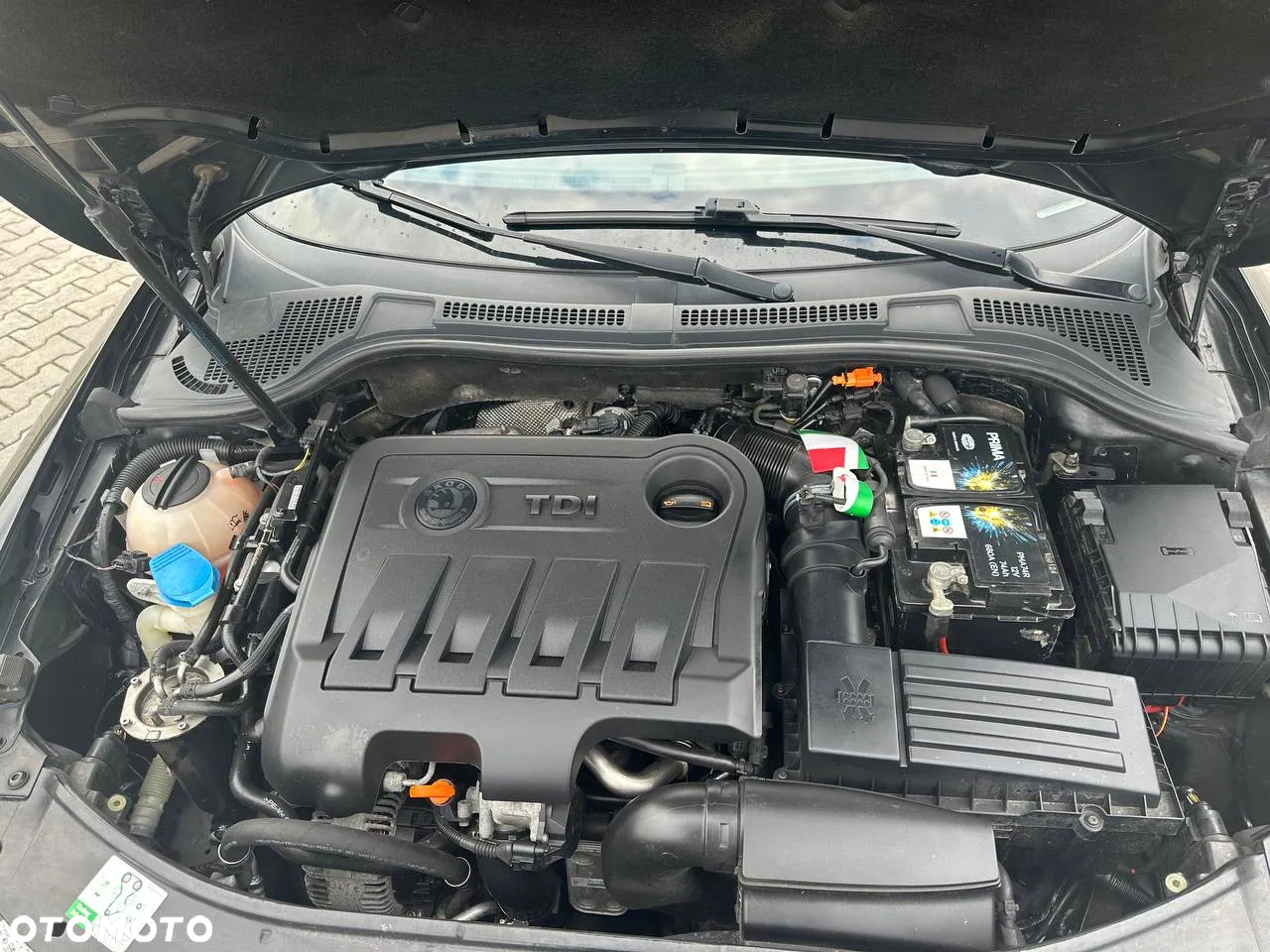 Skoda Superb 2.0 TDI L&K DSG - 20