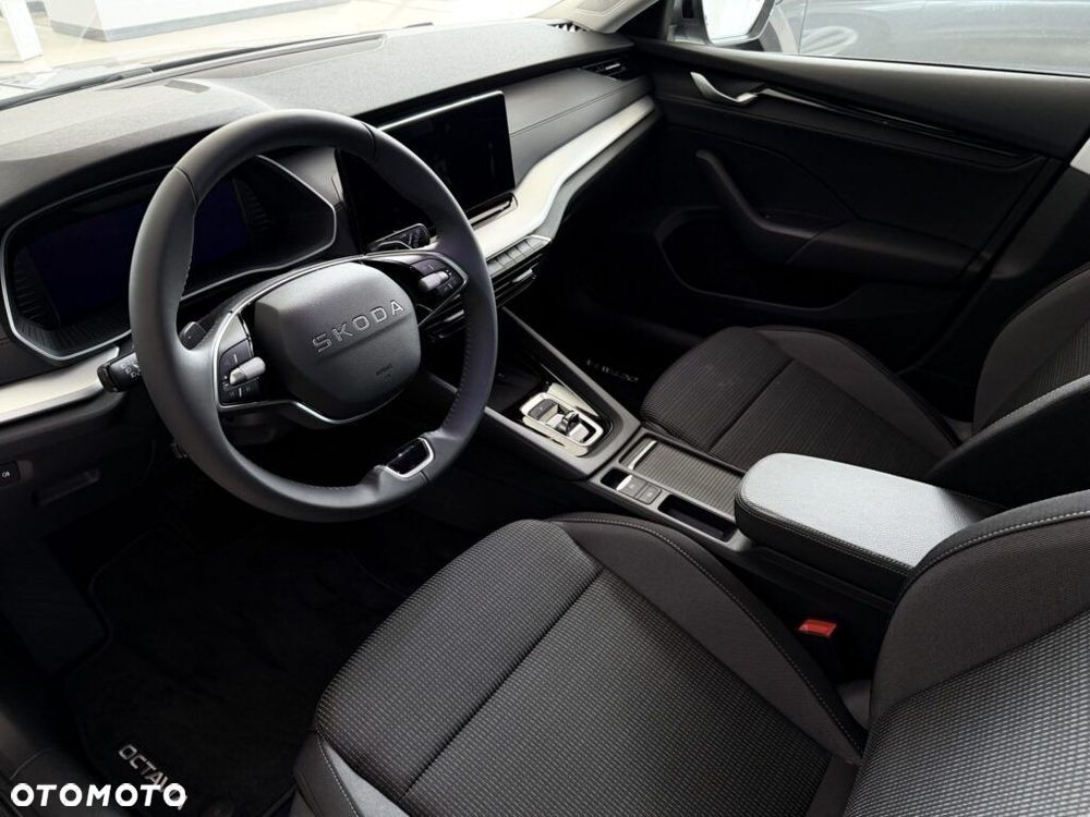 Skoda Octavia 1.5 TSI mHEV Drive Selection DSG - 17