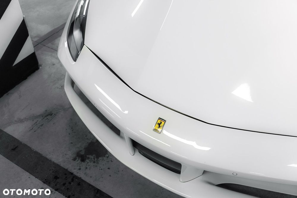 Ferrari 488 - 3