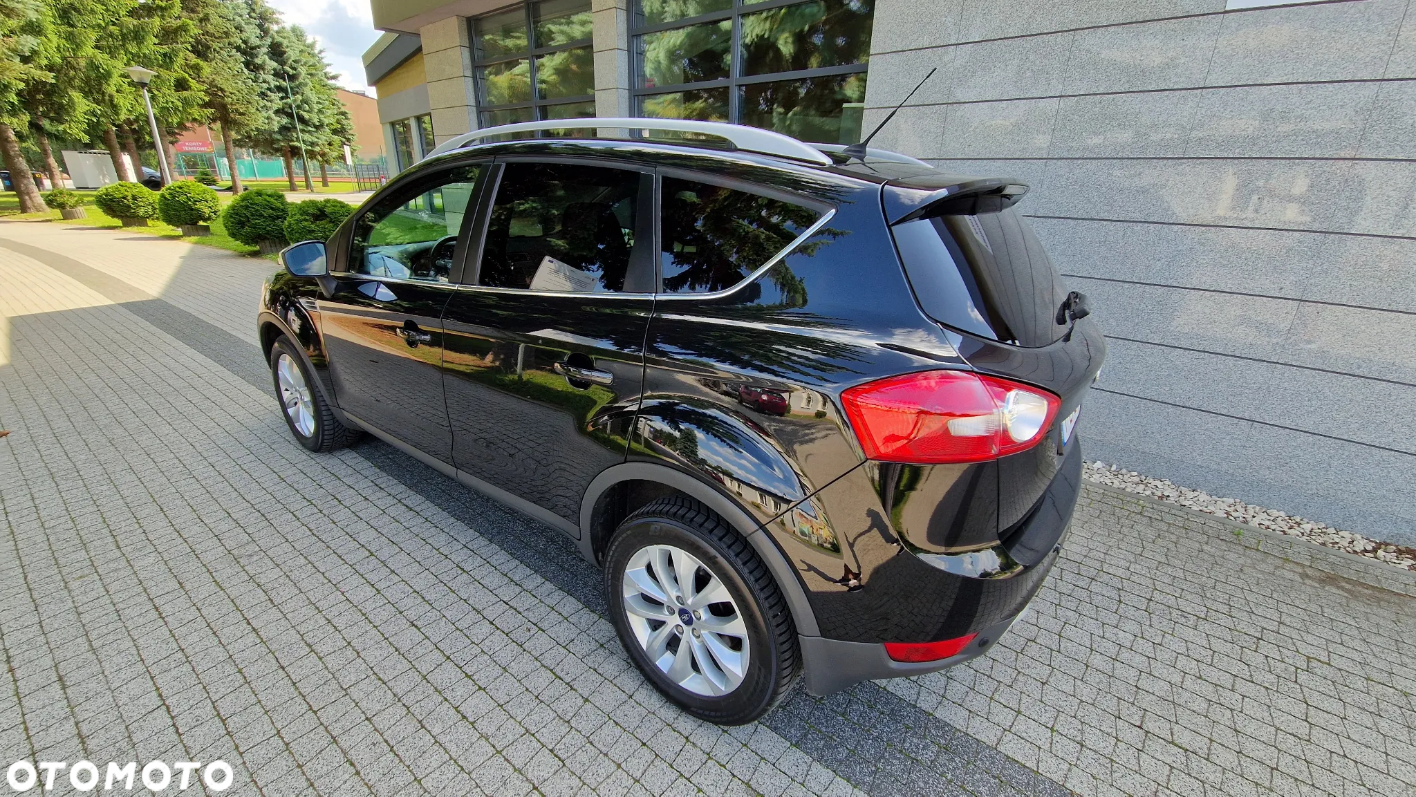Ford Kuga - 3