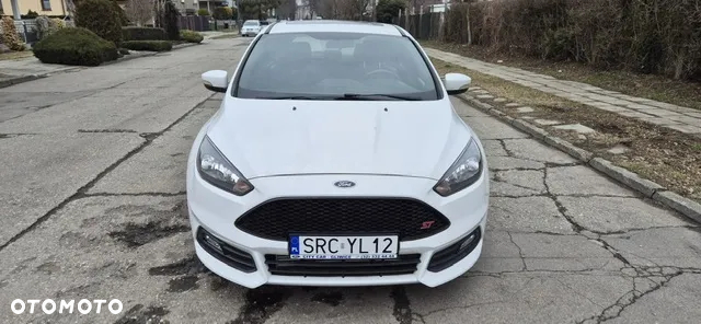 Ford Focus 2.0 EcoBoost ST - 4