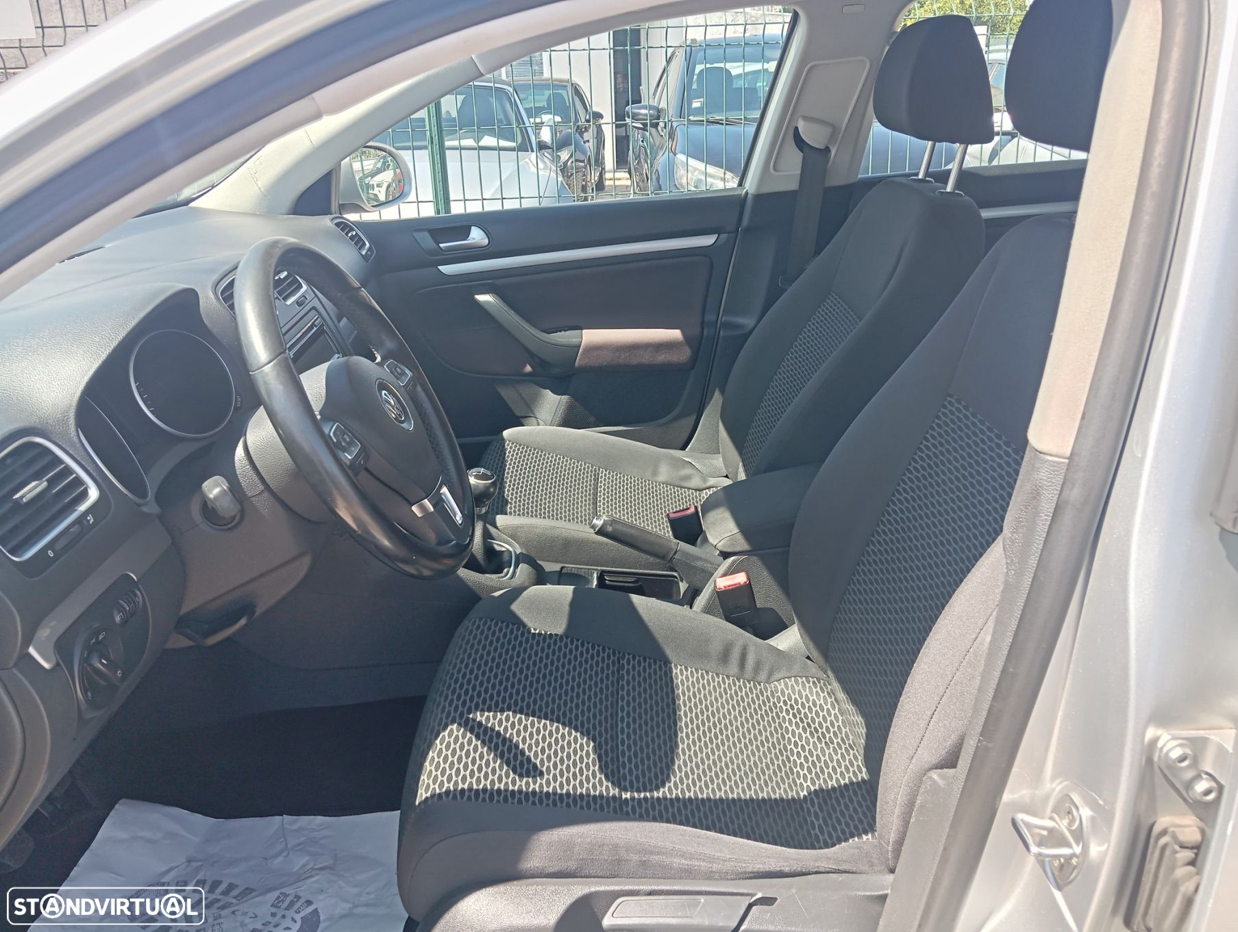 VW Golf Variant 1.6 TDi Confortline - 7