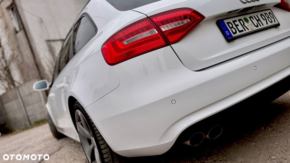 Audi A4 Avant 2.0 TDI DPF S line Sportpaket - 26