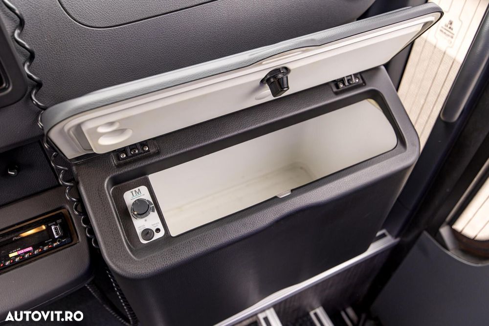 Mercedes-Benz Sprinter - 30